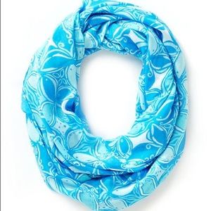 Lilly Pulitzer Riley Infinity Loop Scarf